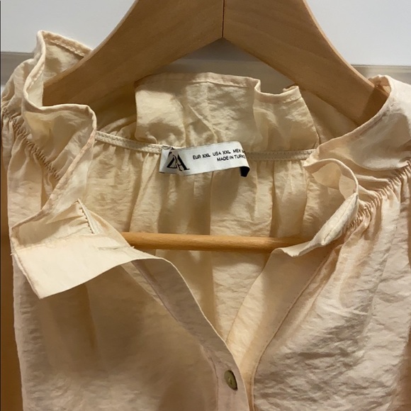 Zara beige blouse - Picture 2 of 2